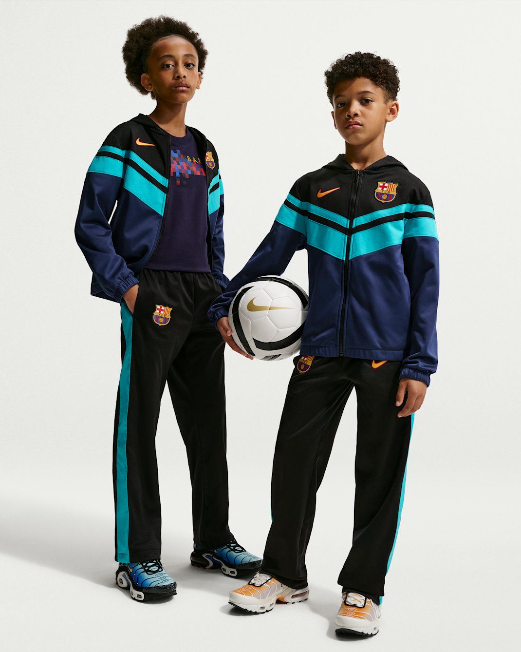 FC Barcelona Third Big Kids' Nike Dri-FIT Soccer Hooded Tracksuit - Black/Loyal Blue/Dusty Cactus/University Gold