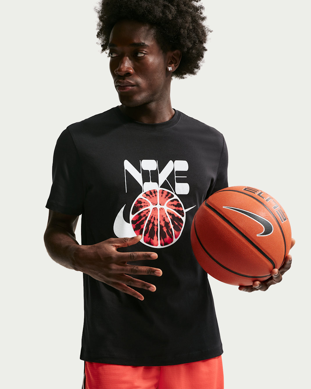 Nike Men's Basketball T-Shirt - Black