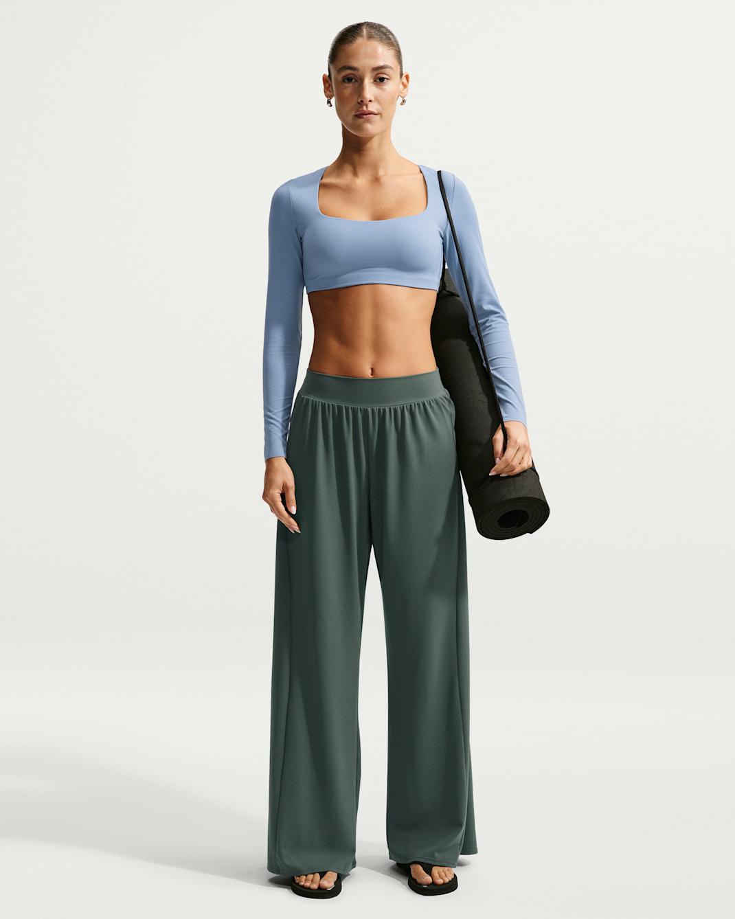 Nike Zenvy Women's Mid-Rise Wide-Leg Trousers - Camo Green/White