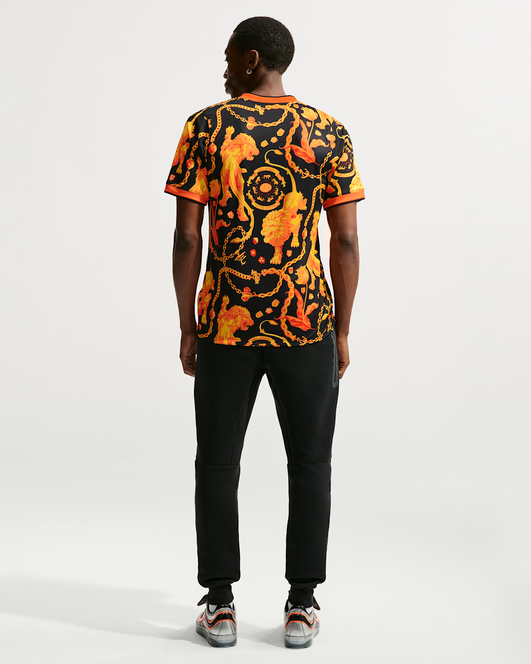 Netherlands x Patta Men's Academy Pro Short-Sleeve Soccer Top