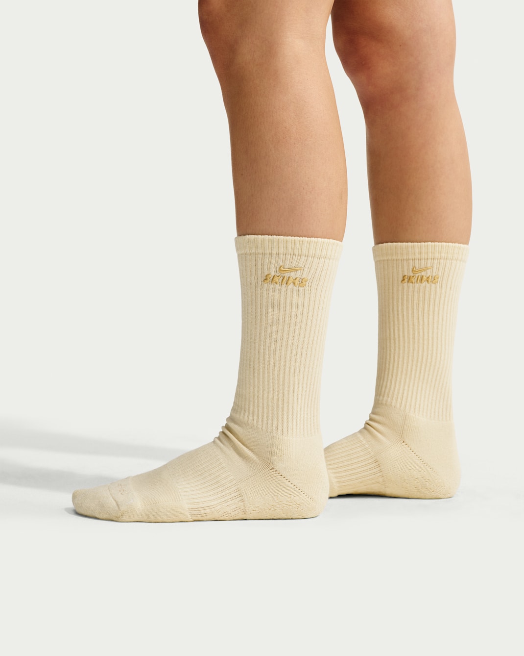 NikeSKIMS Dri-FIT Pilates Grip Crew Socks (1 Pair) - Lemon Drop/Celery
