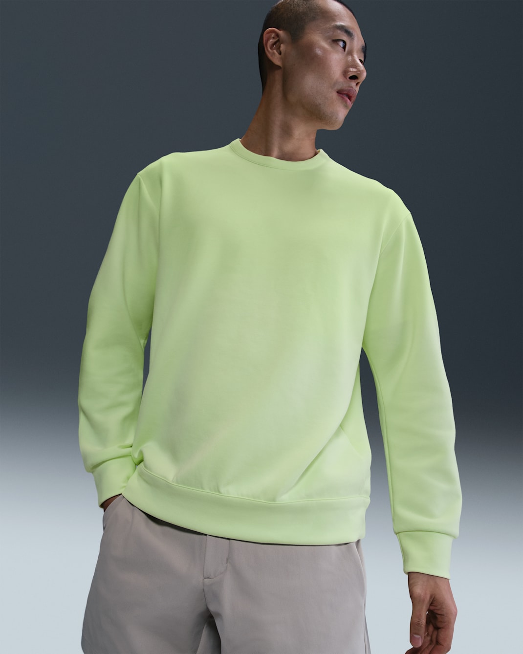 Playera de cuello redondo Dri-FIT para hombre Nike 24.7 ImpossiblySoft - Voltio ligero/Hielo volt