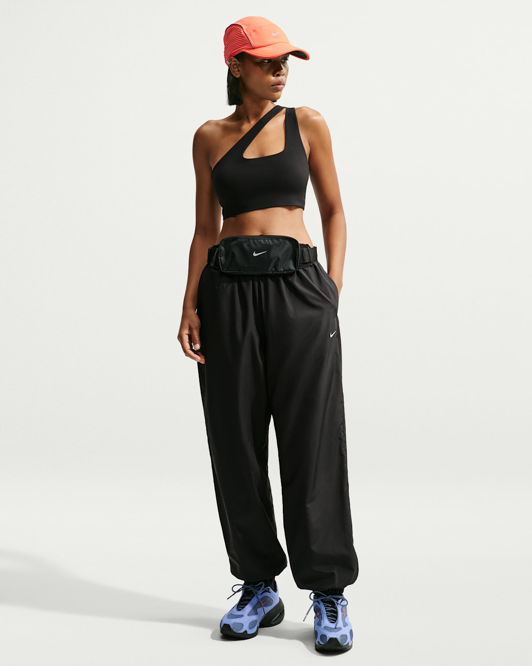 Nike Sportswear Women's Loose Mid-Rise UV Joggers - Black/Sail