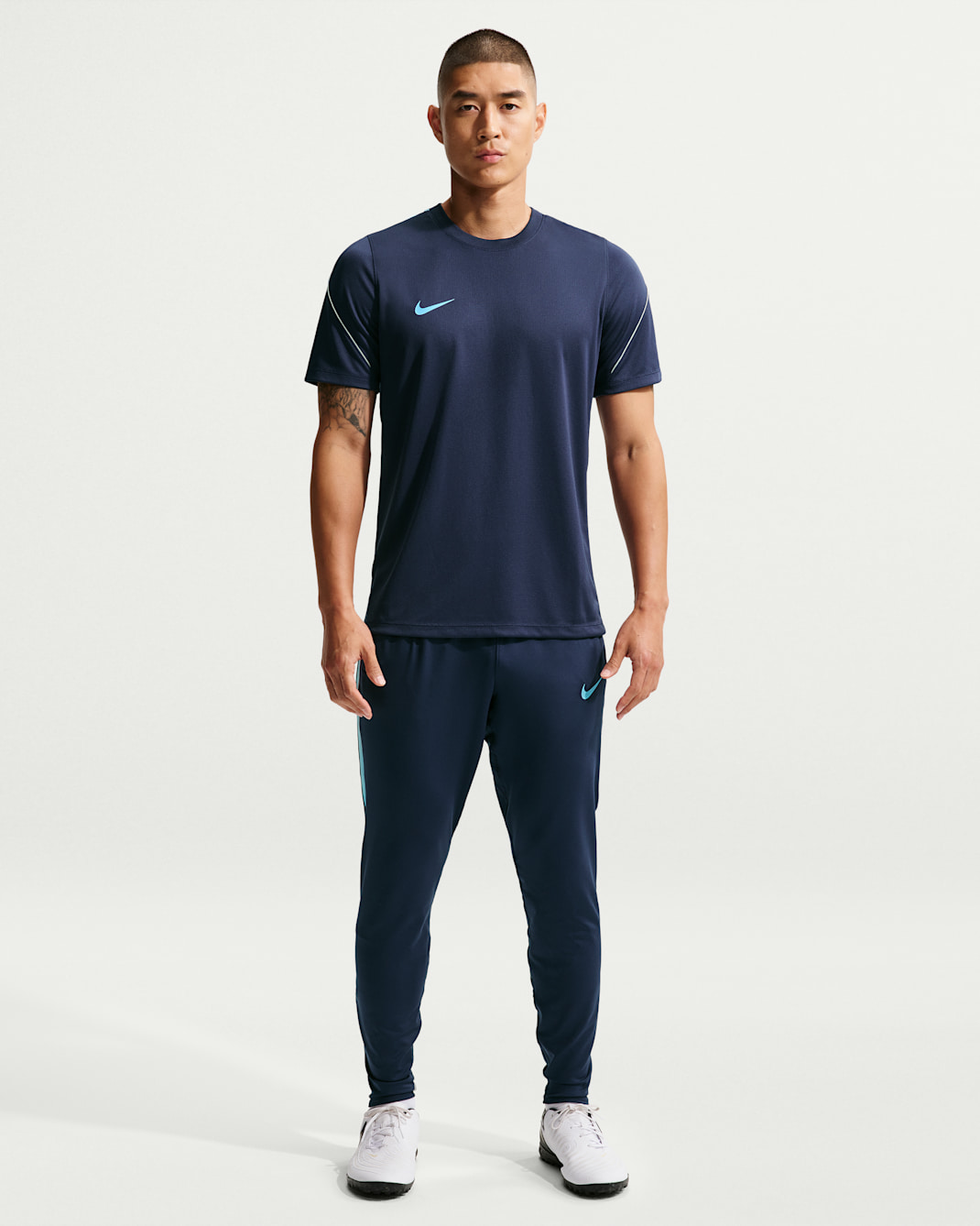 Fotbollsbyxor Nike Strike Dri-FIT för män - Midnight Navy/Vivid Sky/Vivid Sky/Vivid Sky