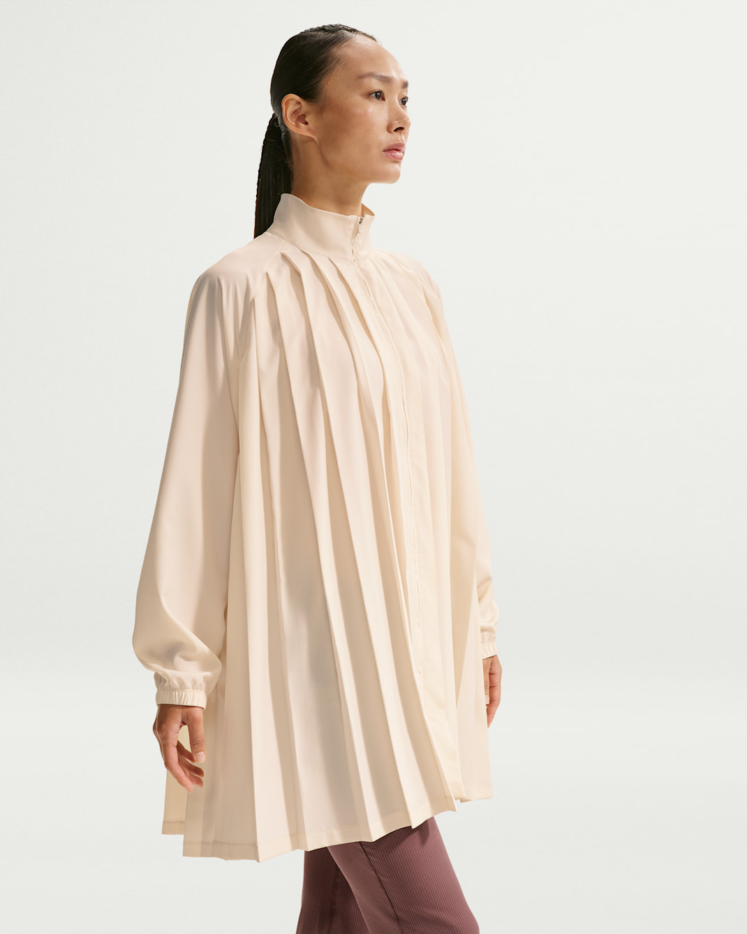 나이키 스포츠웨어 여성 오버사이즈 긴팔 플리츠 미니 드레스 - 초크/초크