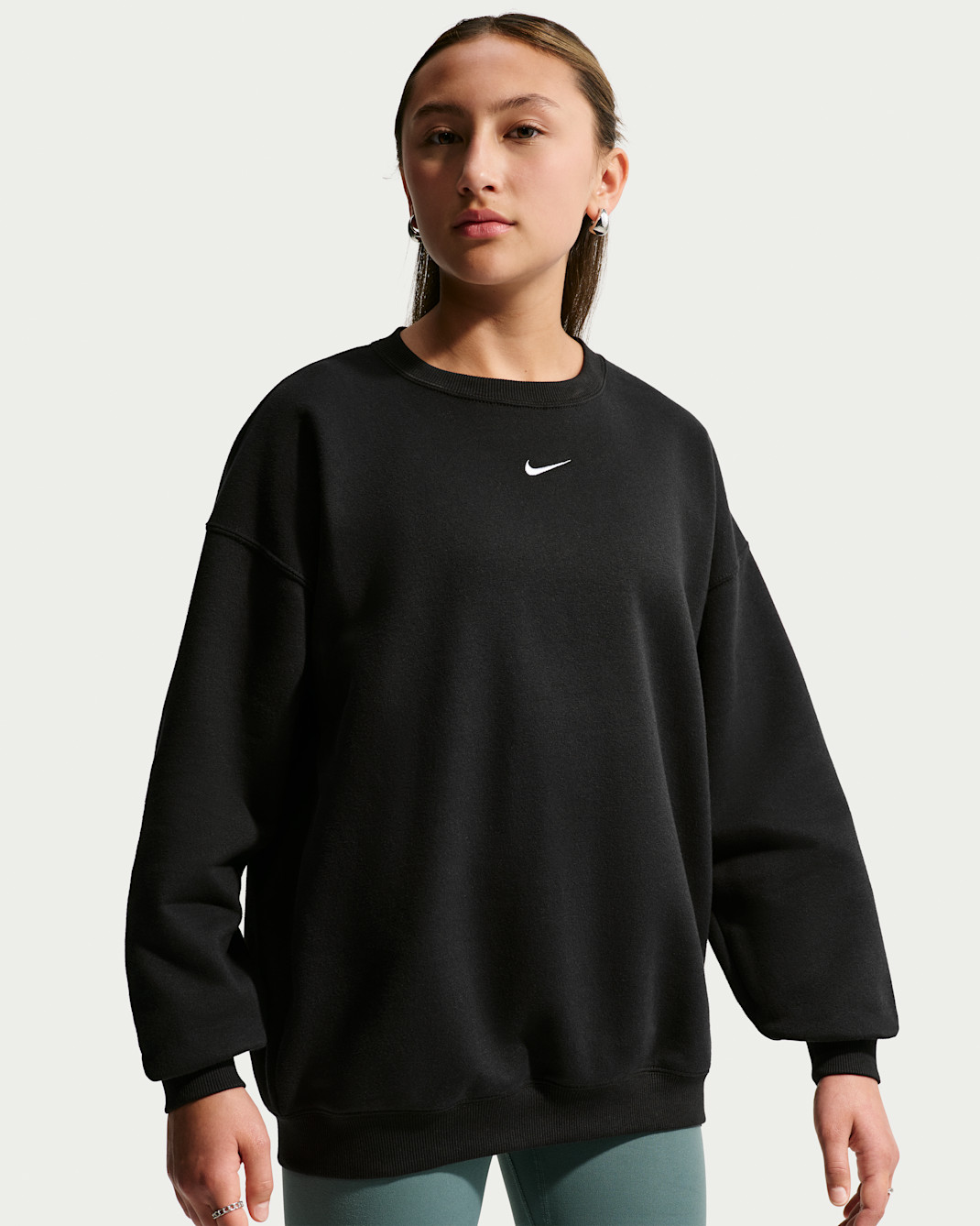 Sudadera de cuello redondo oversized para niña talla grande Nike Sportswear Studio - Negro/Blanco
