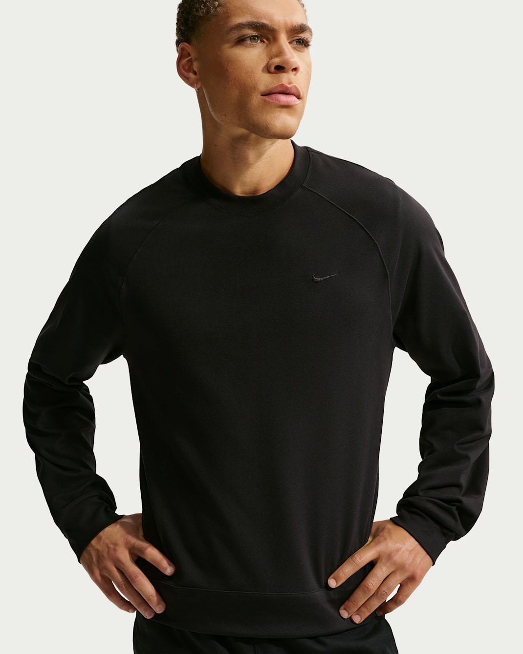 Nike Primary NanoKnit Dri-FIT langermet treningstopp med UV-beskyttelse til herre - Svart/Svart