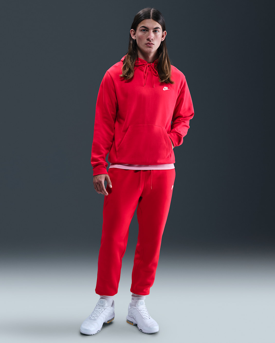 Nike Sportswear Club Men's Joggers - University Red/University Red/White