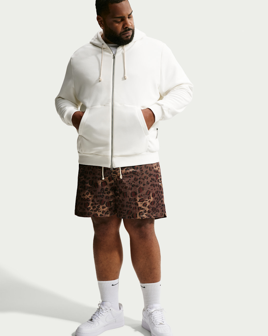 Nike Standard Issue Men's 5" Basketball Shorts