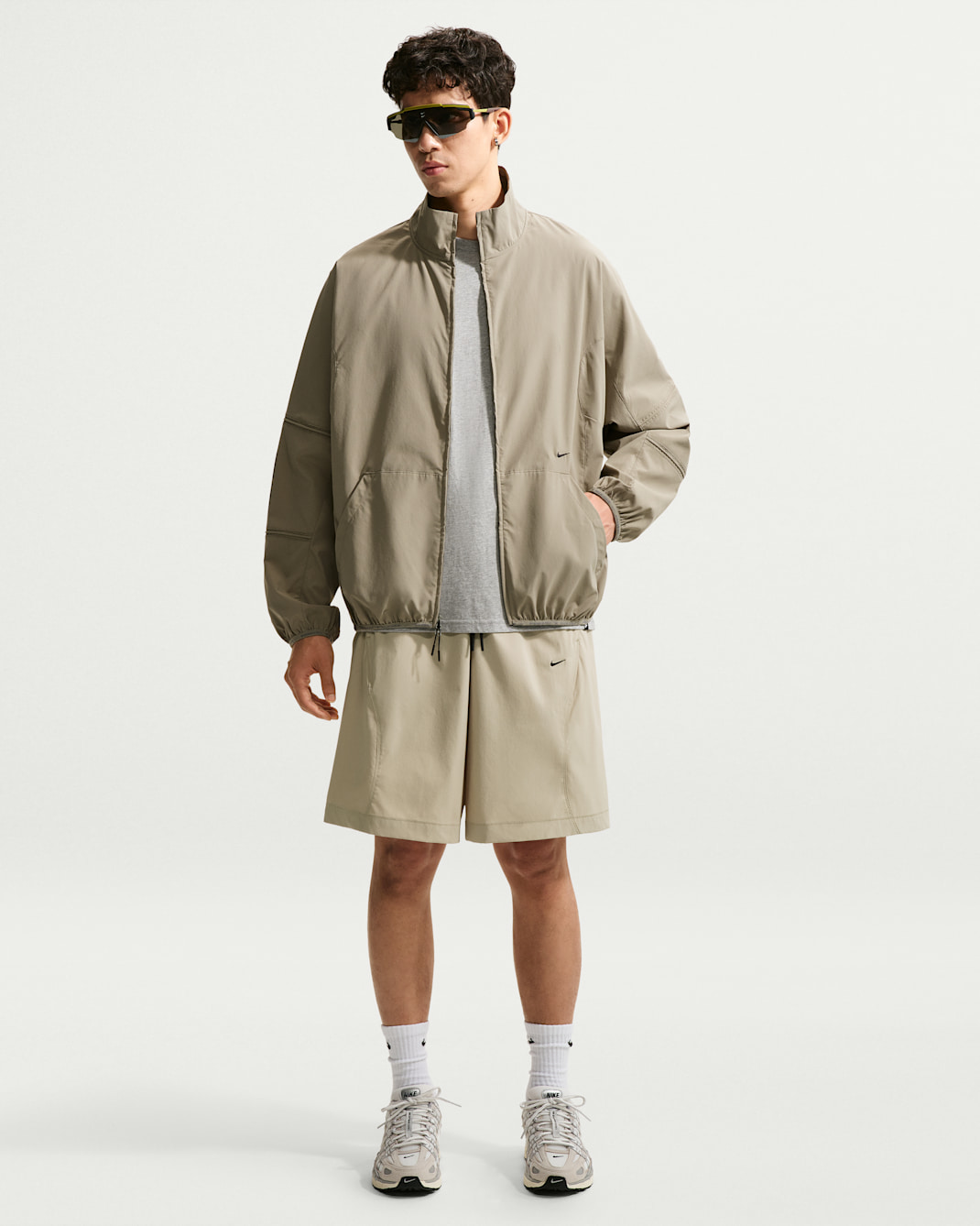 Nike Tech Helios Men's Dri-FIT Shorts - Desert Khaki/Black