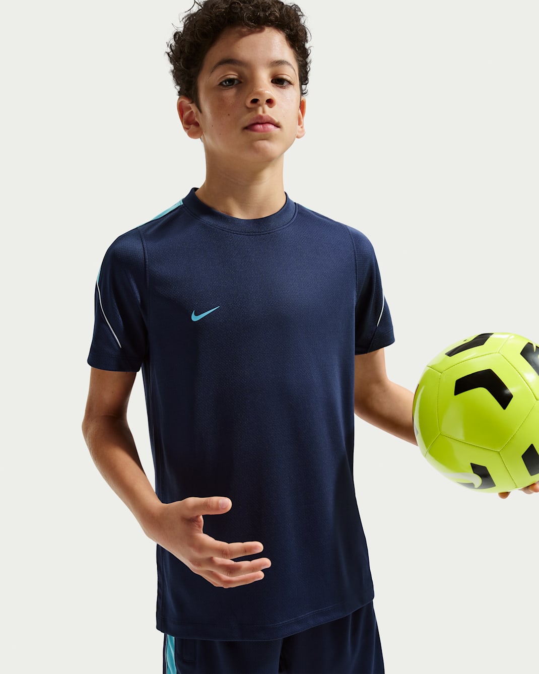 Nike Strike Dri-FIT Kurzarm-Fußballoberteil (ältere Kinder) - Midnight Navy/Vivid Sky/Vivid Sky/Vivid Sky