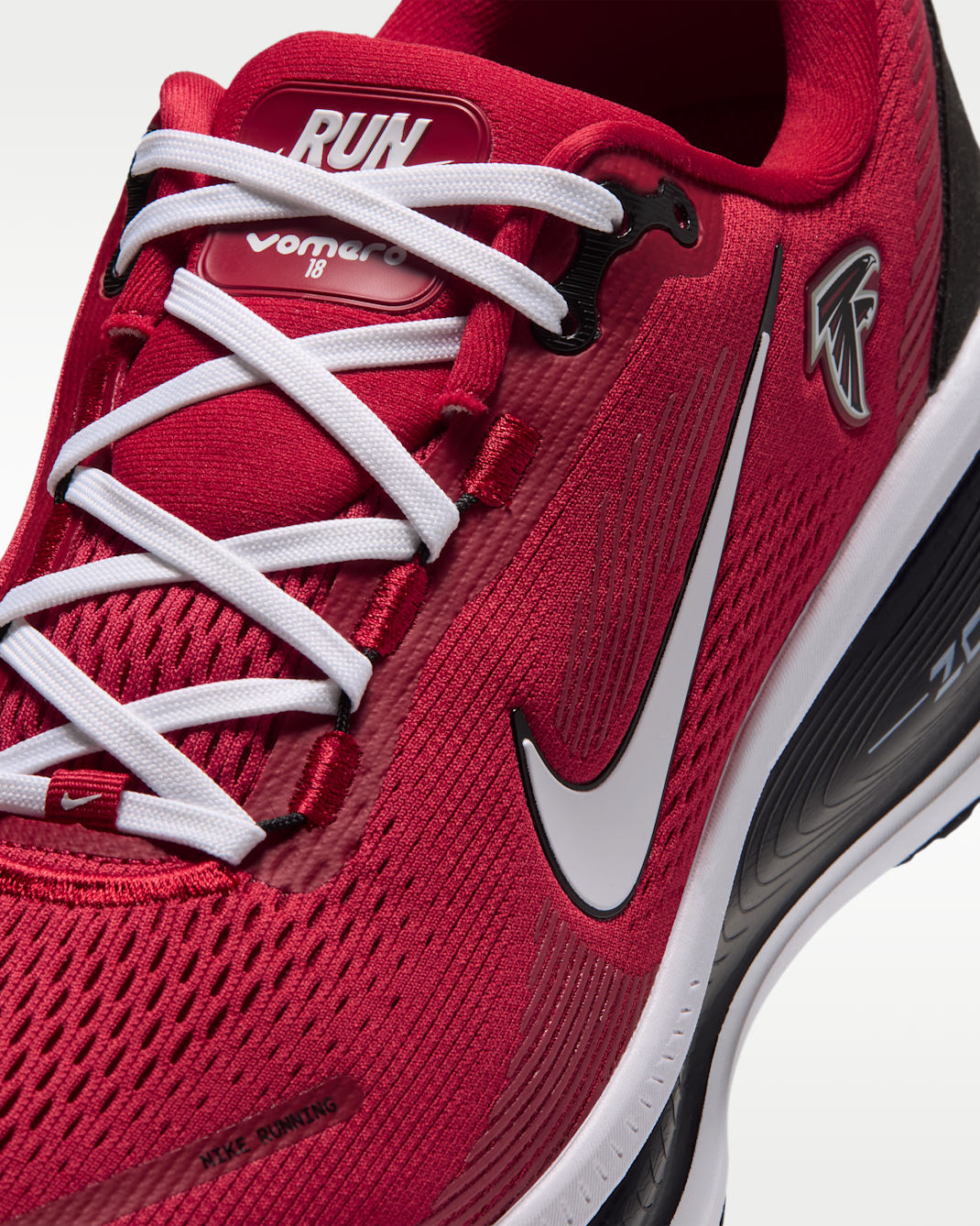 Nike Vomero 18 (Atlanta Falcons) Men's NFL Road Running Shoes