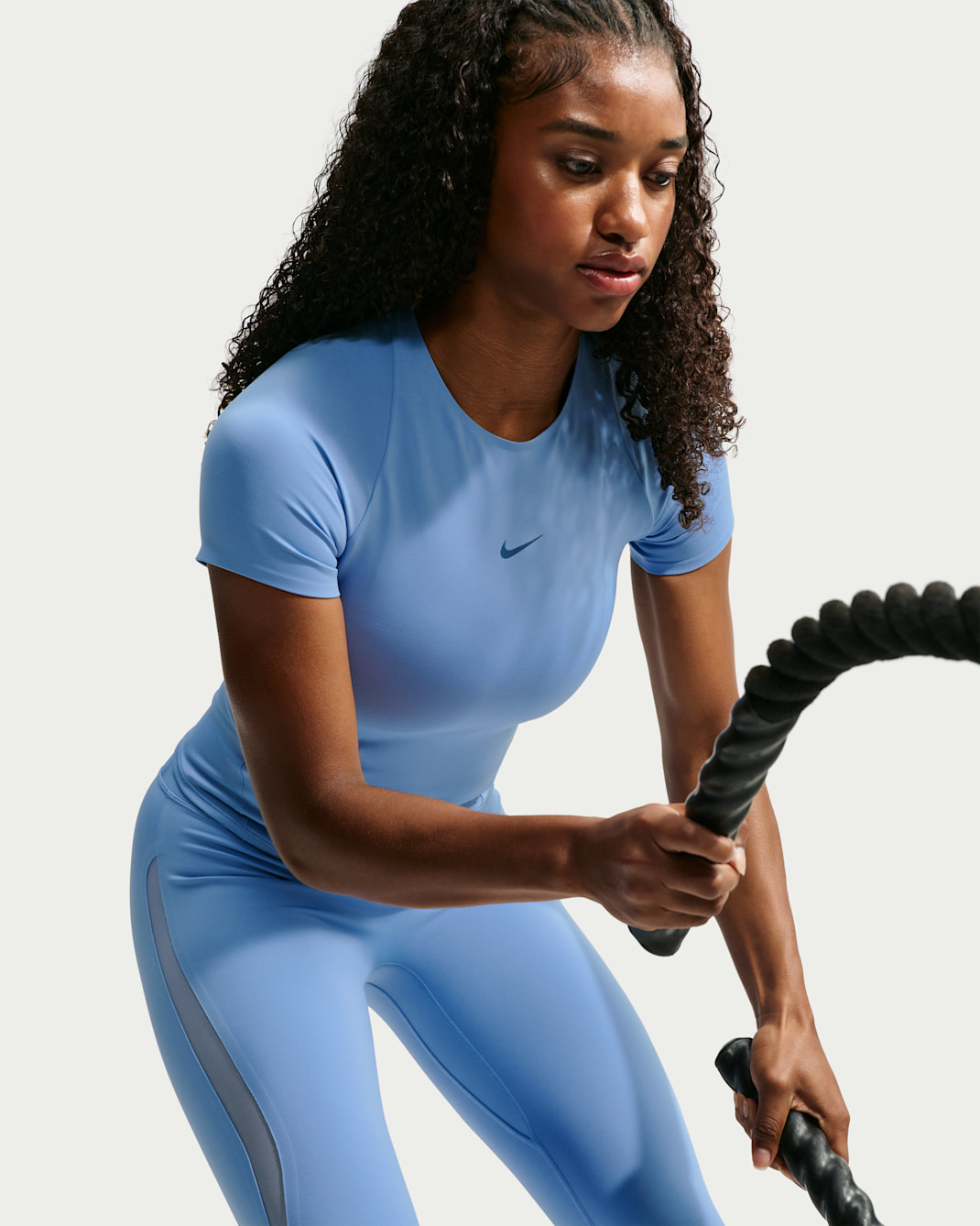 Nike Universa Women's Mesh Short-Sleeve Top