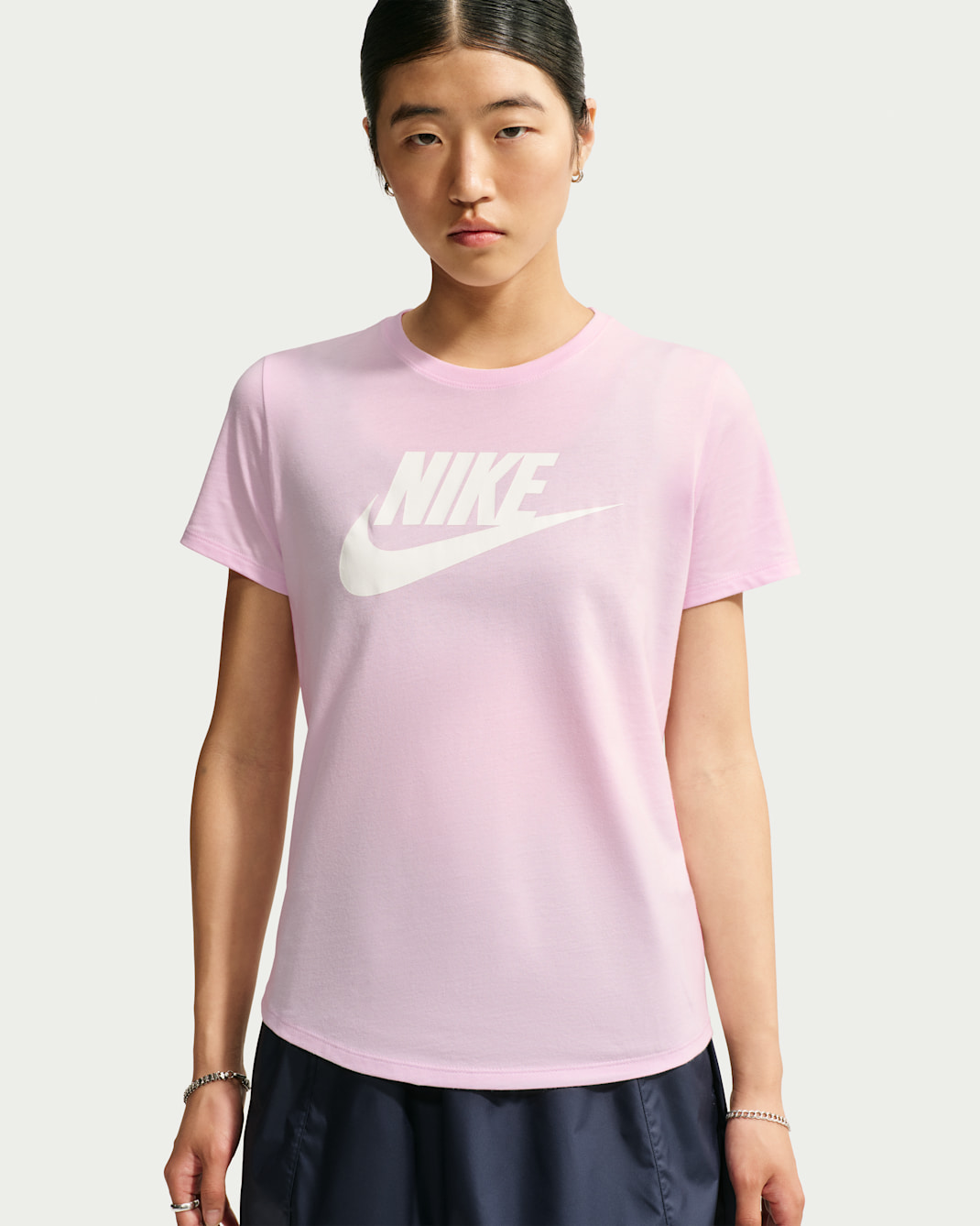 Nike Sportswear Essentials Women's Logo T-Shirt - Pink Foam