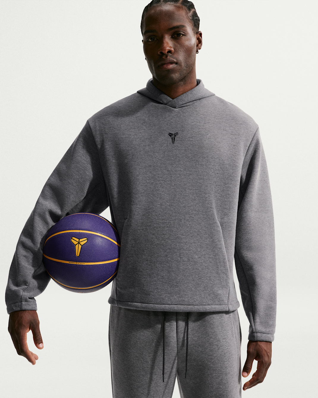 Kobe Men's Nike Dri-FIT Pullover Basketball Hoodie - Black Heather/Black