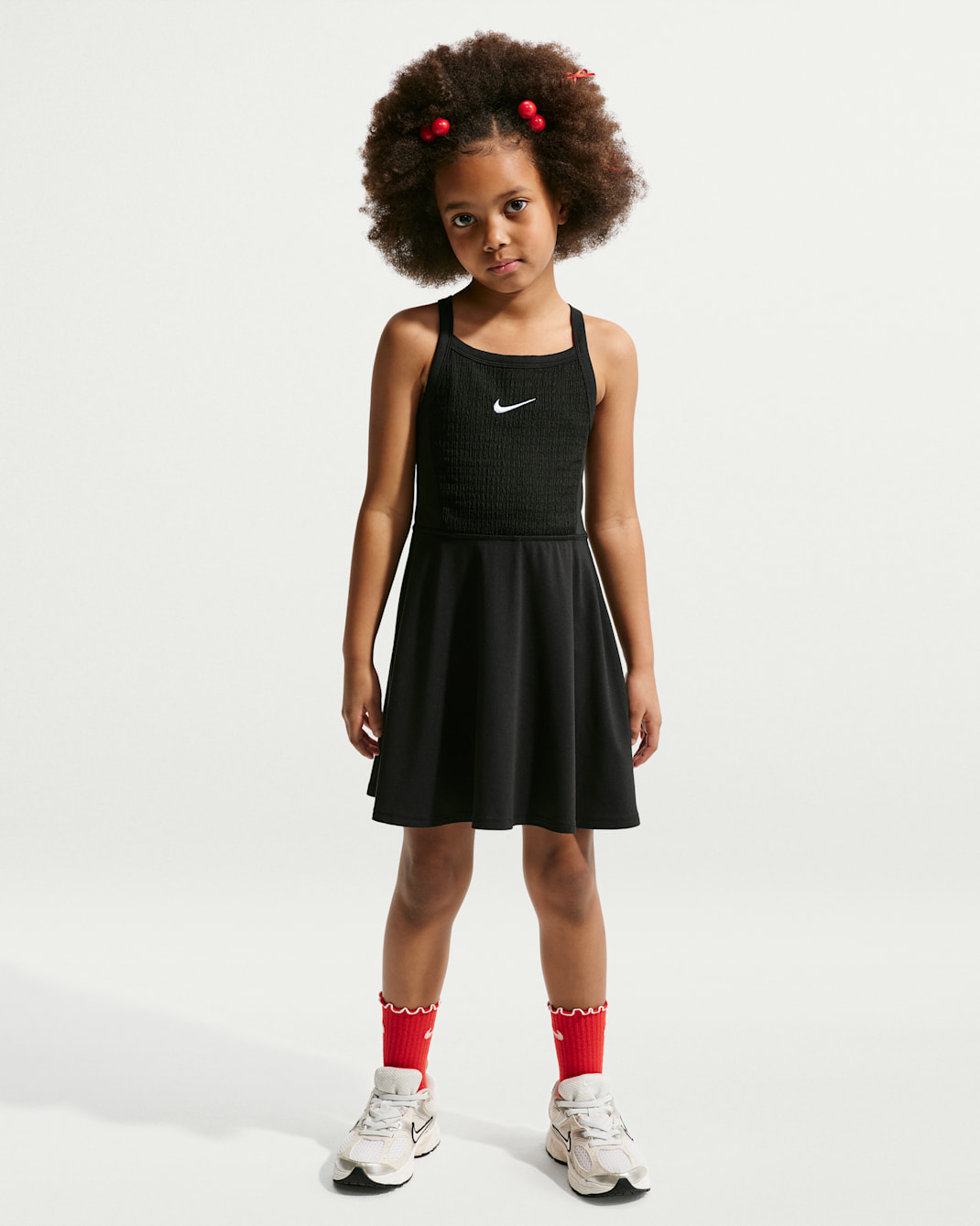 Vestido Dri-FIT para niñas talla pequeña Nike Bold Play - Negro