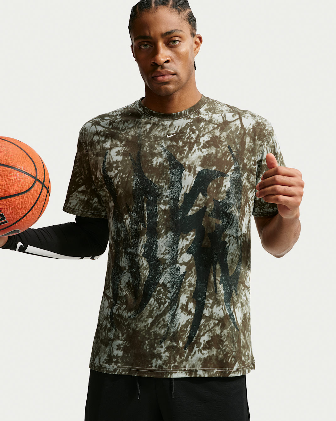 Nike Men's Basketball T-Shirt - Jade Horizon