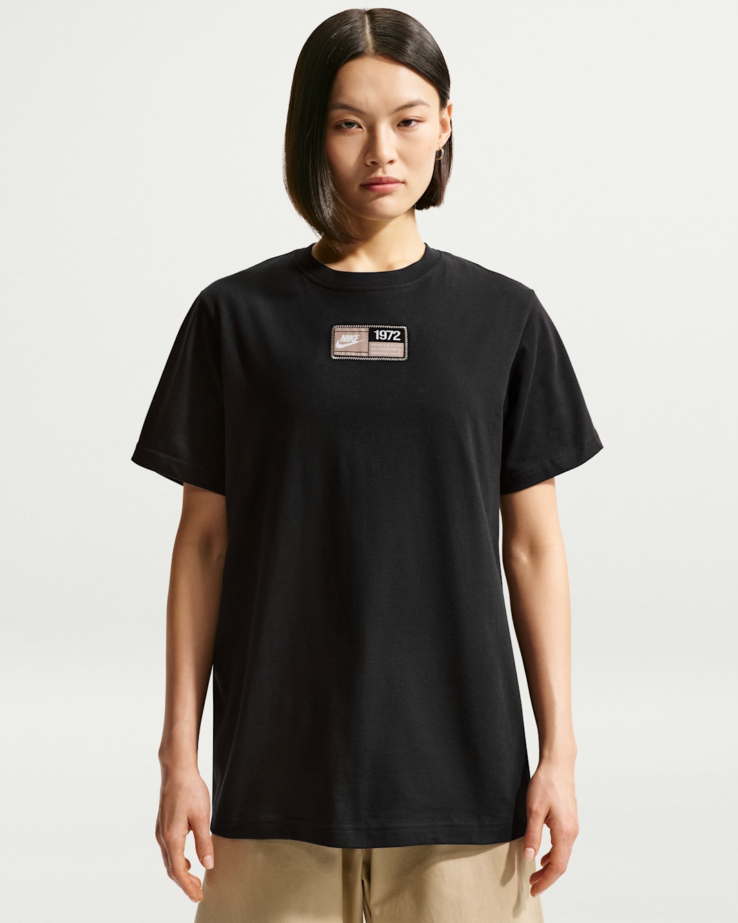 Nike Sportswear Classic Women's Oversized T-Shirt - Black