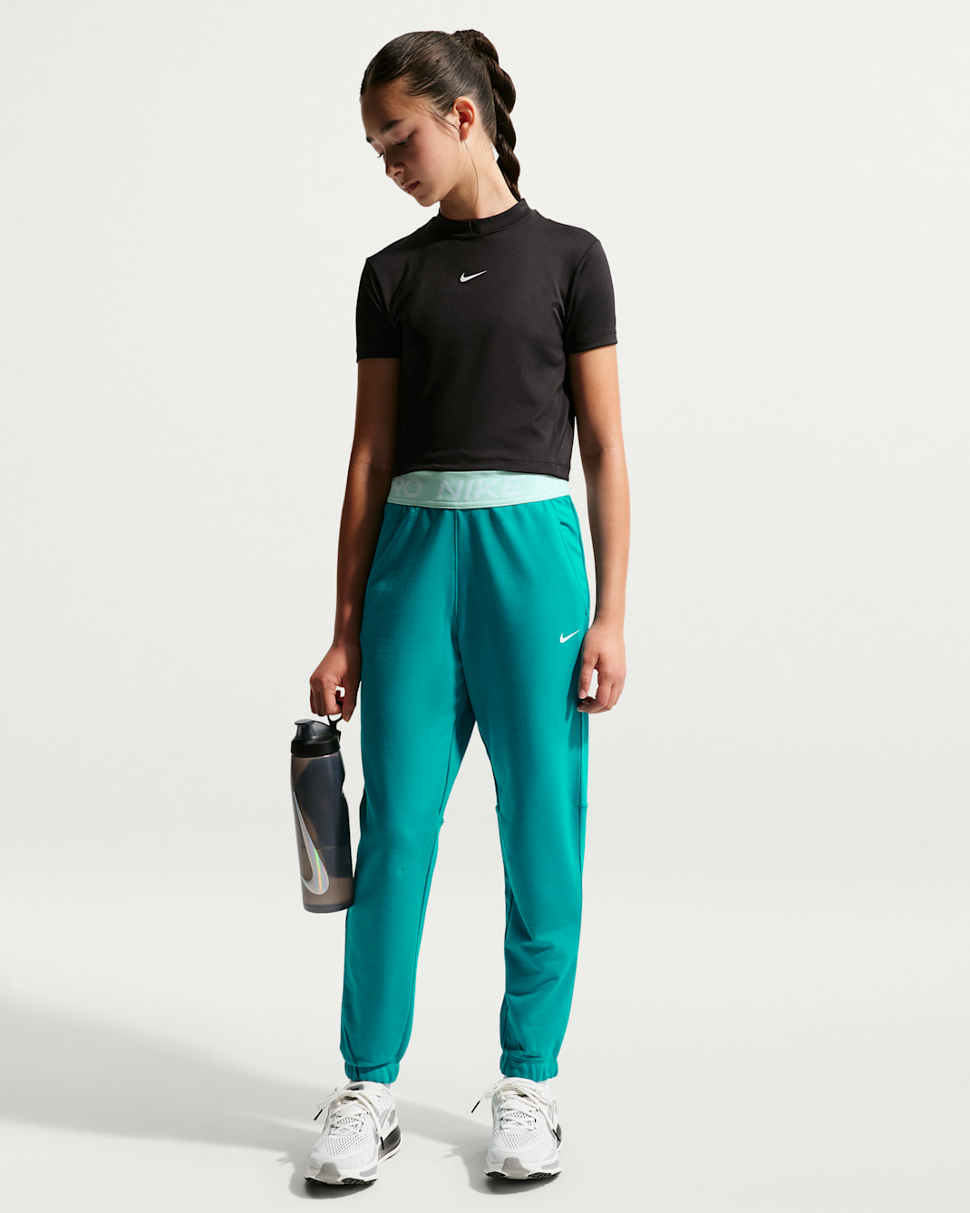 Joggers Dri-FIT para niña talla grande Nike Pro Fleece - Energía/Energía/Verde ártico/Blanco