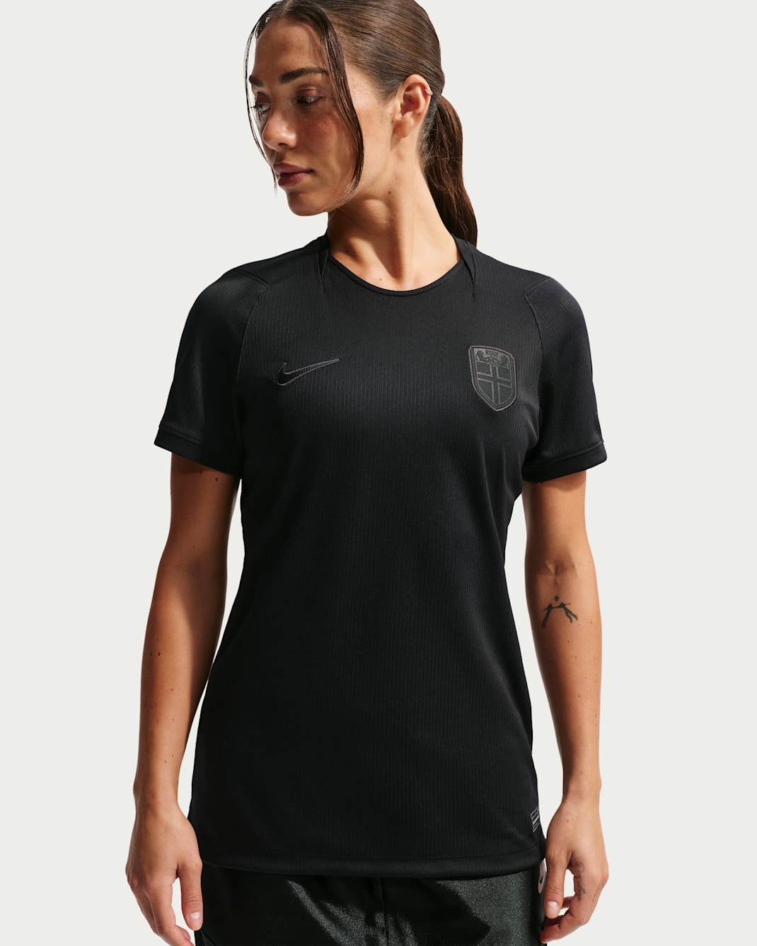 Replika dámského venkovního fotbalového dresu Nike Dri-FIT Norsko Stadium 2026 - Černá/Černá/Černá