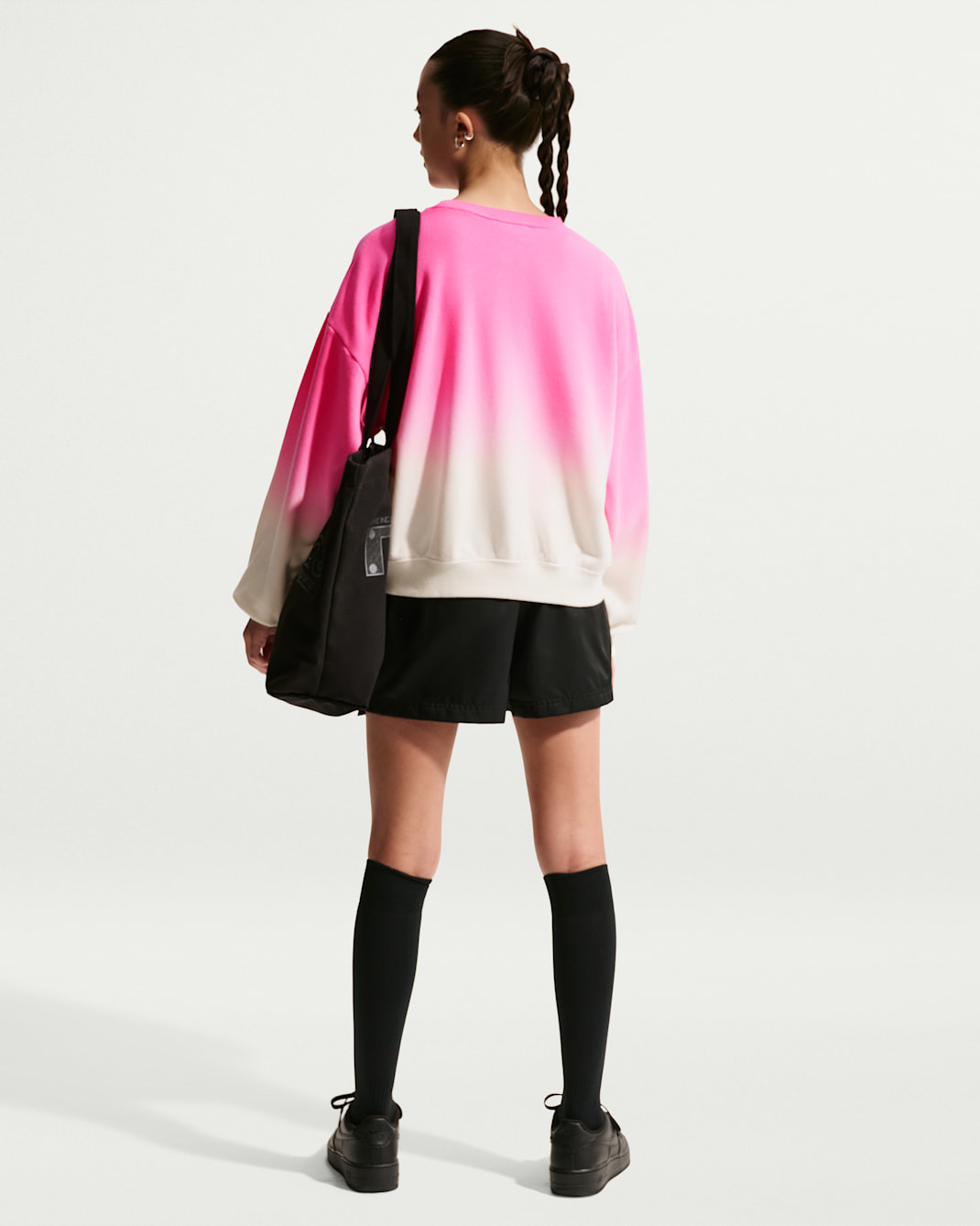 Nike Studio Fleece Lightweight Big Kids' (Girls') Oversized Graphic Crew