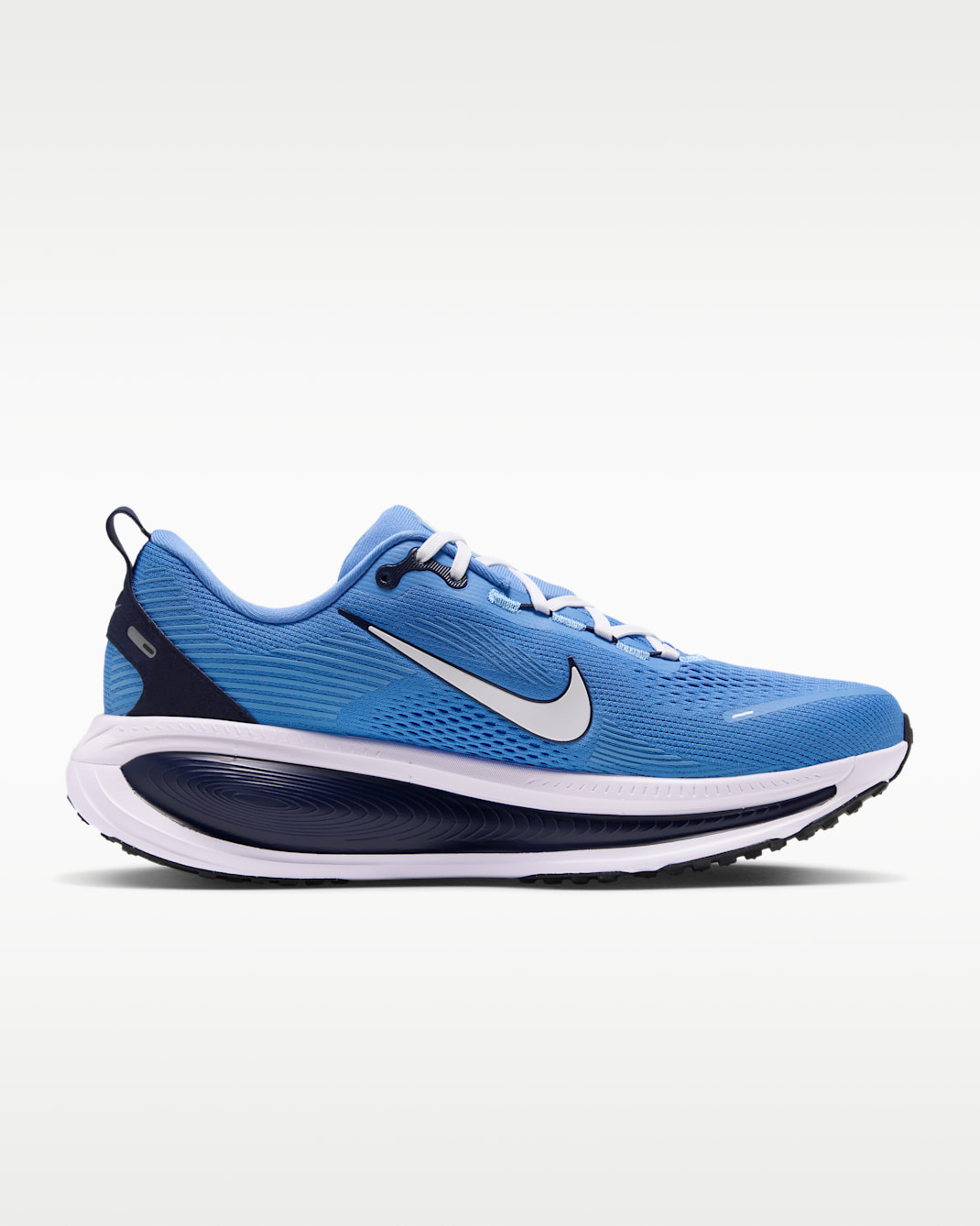 Nike Vomero 18 (Tennessee Titans) Men's NFL Road Running Shoes