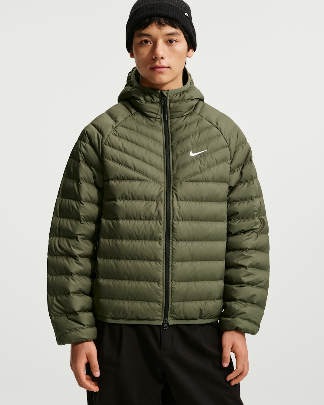 Nike Tech Men's Loose Reflective-Design Trousers - Medium Olive/White