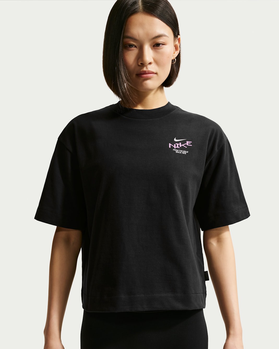 Nike Sportswear Women's Oversized Mid-Cropped T-Shirt - Black