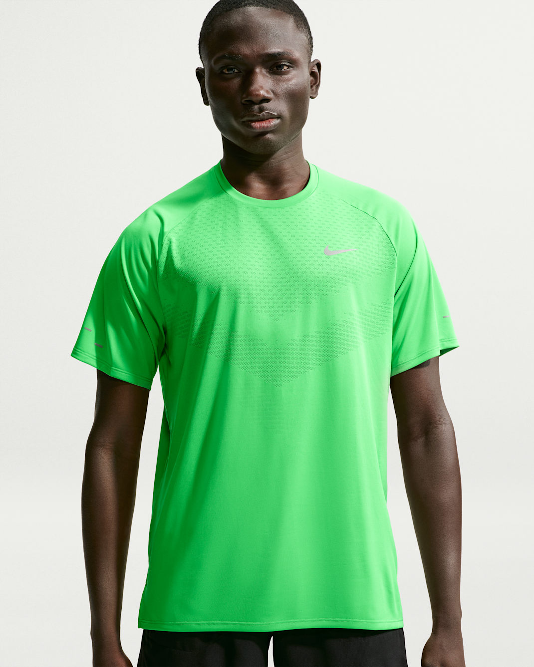 Nike Stride Men's Dri-FIT ADV Short-Sleeve Running Top - Green Spark