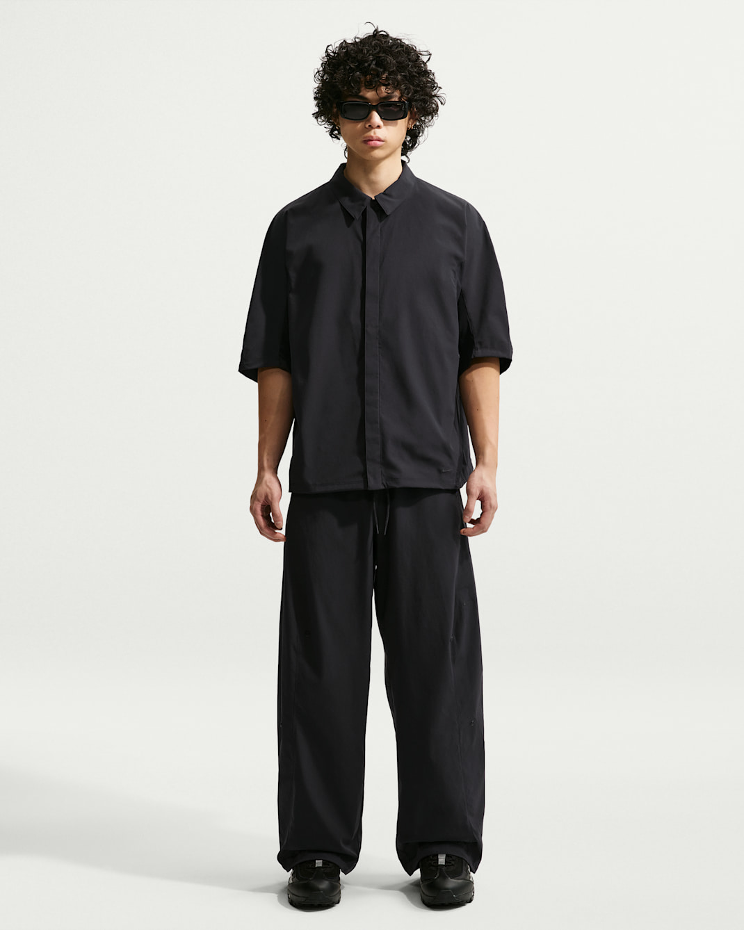 Nike Tech Helios Men's Dri-FIT Trousers - Black/Black