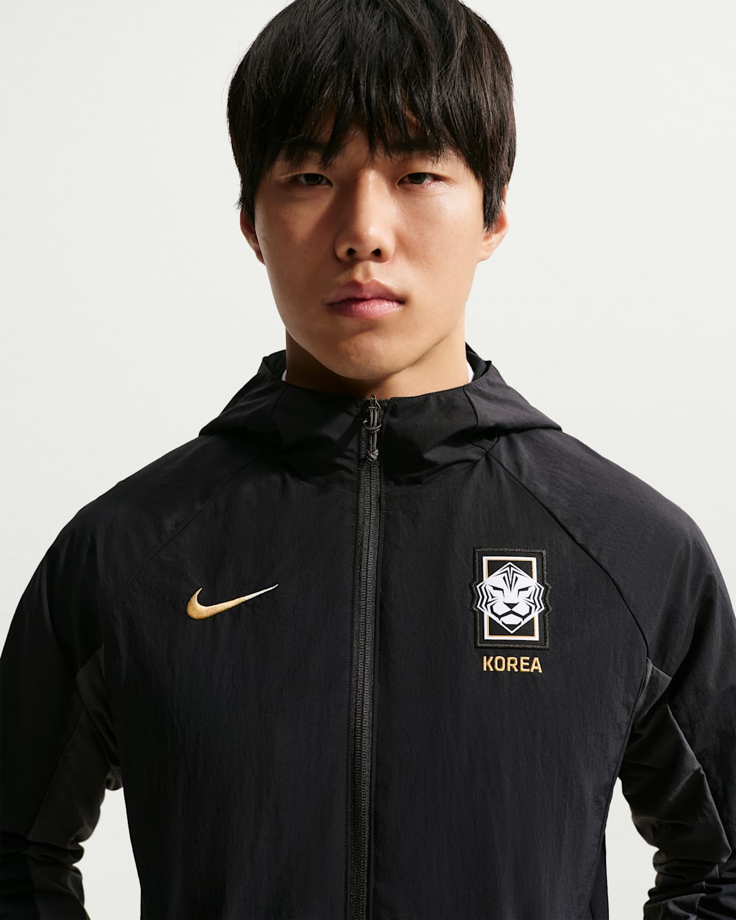 대한민국 AWF 남성 나이키 우븐 재킷 - 블랙/다크 스모크 그레이/클럽 골드