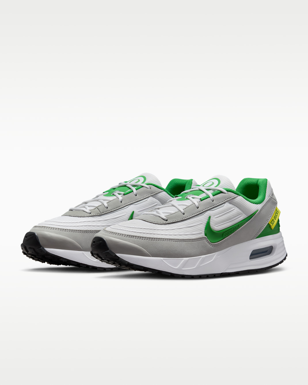 Nike Men's Air Max Verse Oregon Shoes