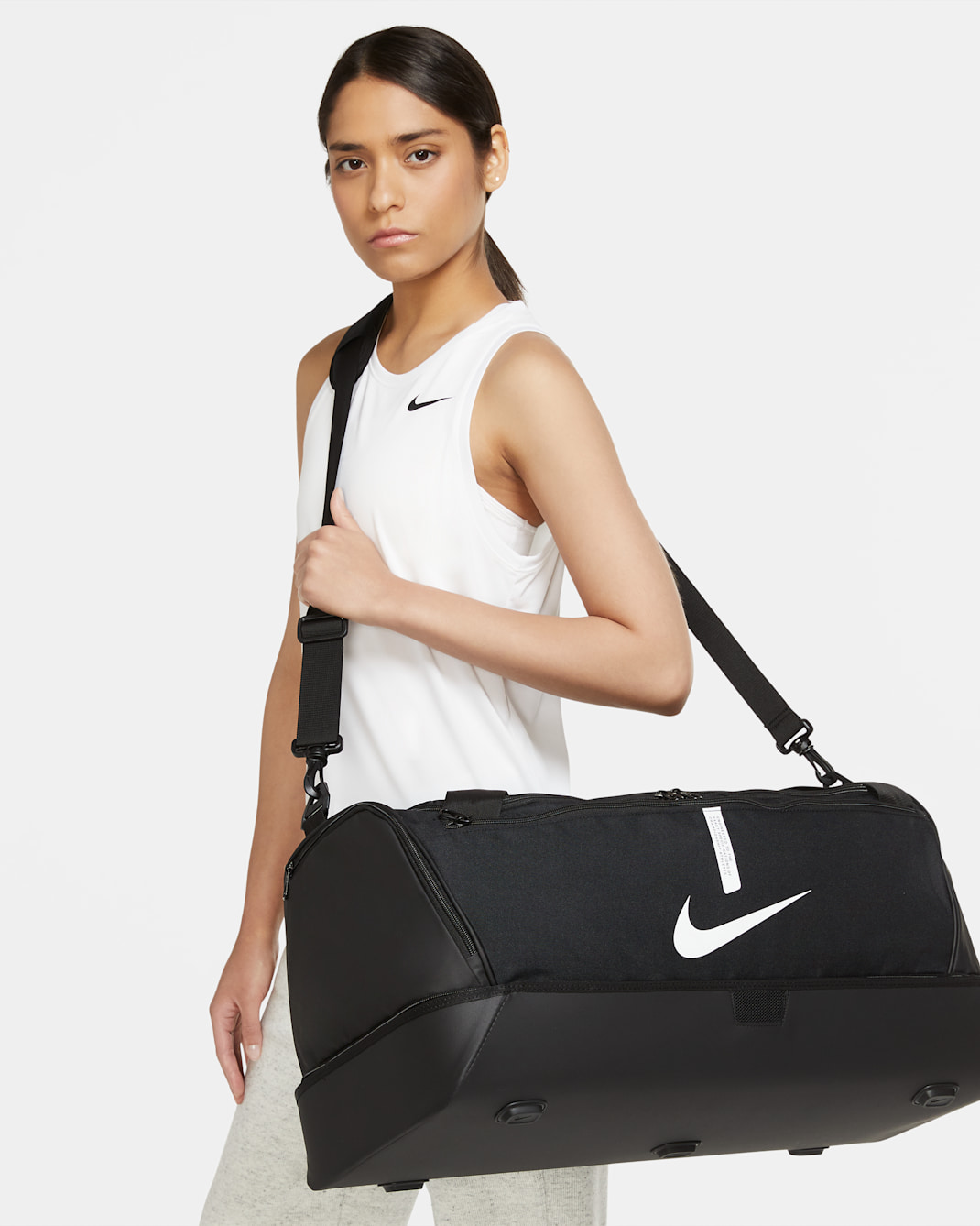 Sac de football rigide Nike Academy Team (grande taille, 59 L) - Noir/Noir/Blanc