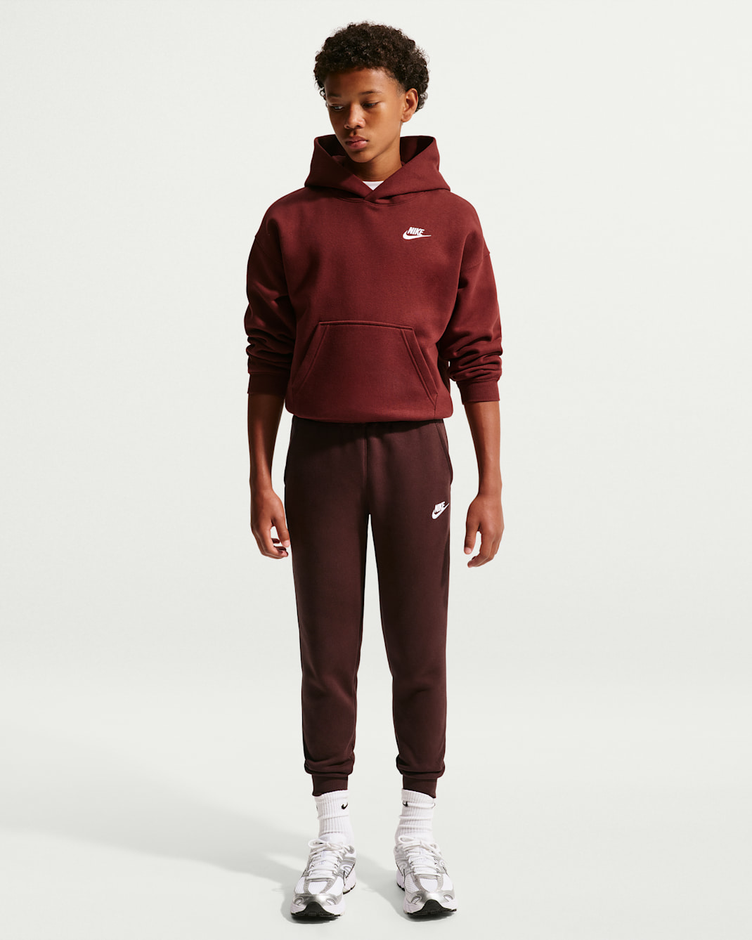 Joggers Nike Sportswear Club Fleece para niños talla grande - Dátil místico/Blanco
