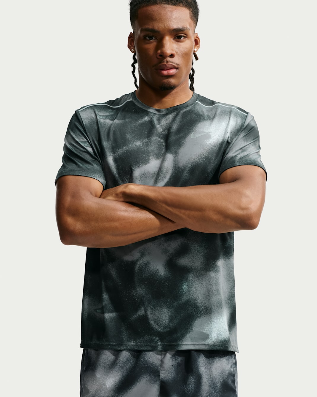 Kortärmad löpartröja Nike Miler Dri-FIT för män - Svart