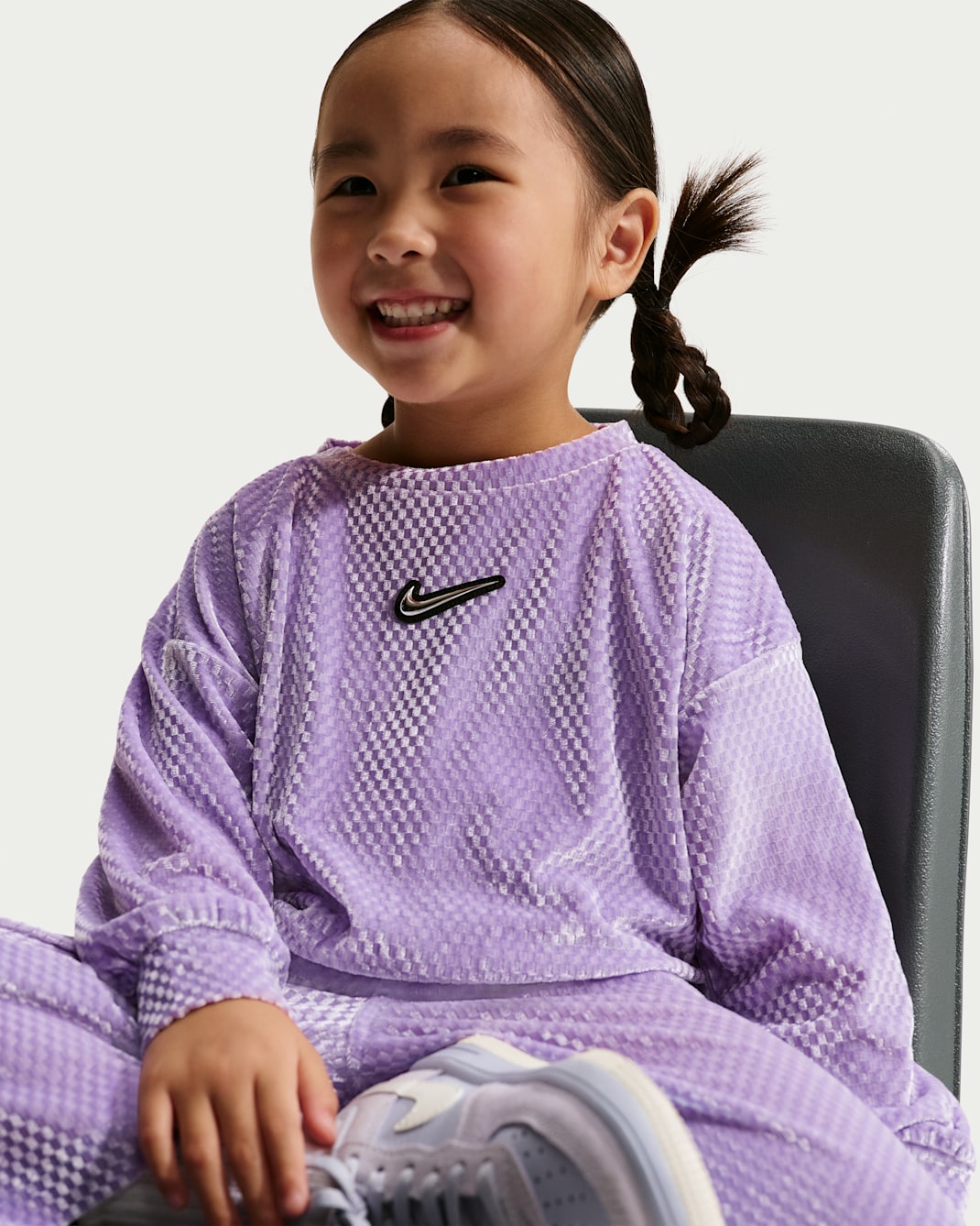 Nike Toddler Swoosh Sparkle 2-Piece Velvet Pants Set
