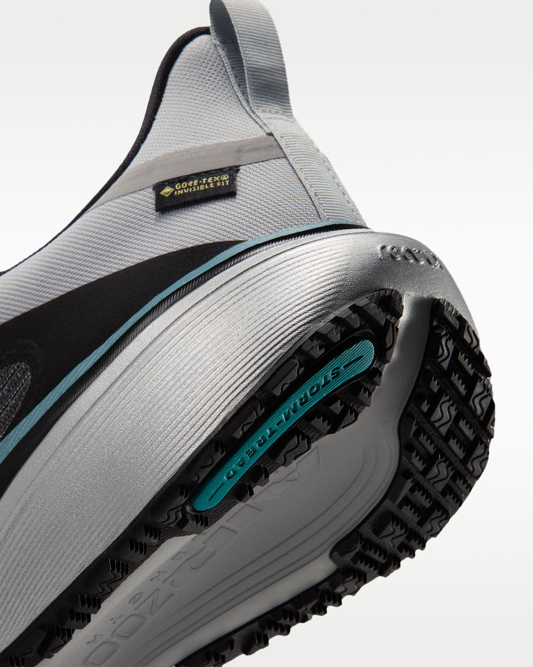 Nike Pegasus 42 GORE-TEX Men's Waterproof Road Running Shoes