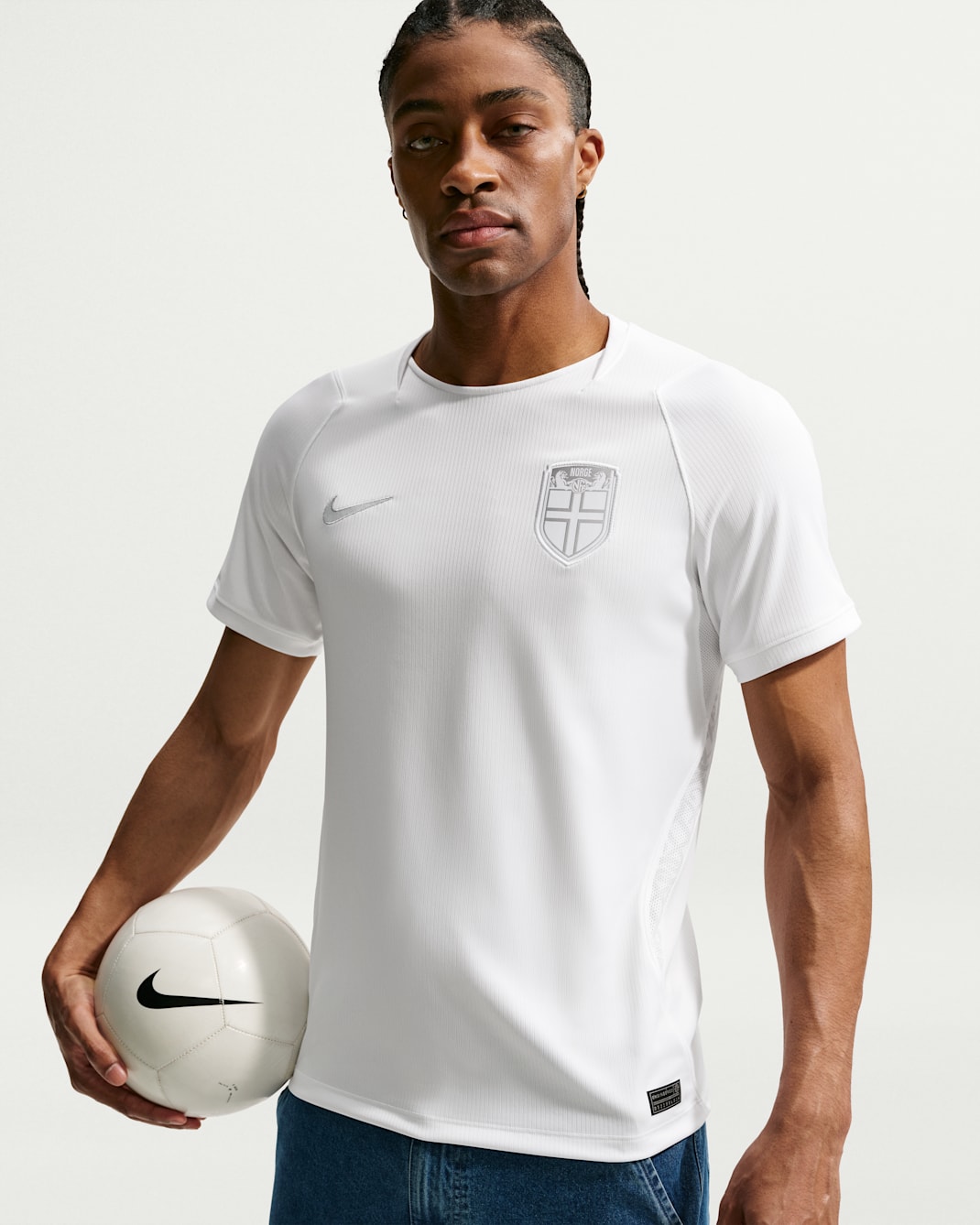 Replika pánského fotbalového dresu Nike Dri-FIT Norsko Stadium 2026, třetí - Bílá/Pure Platinum/Bílá