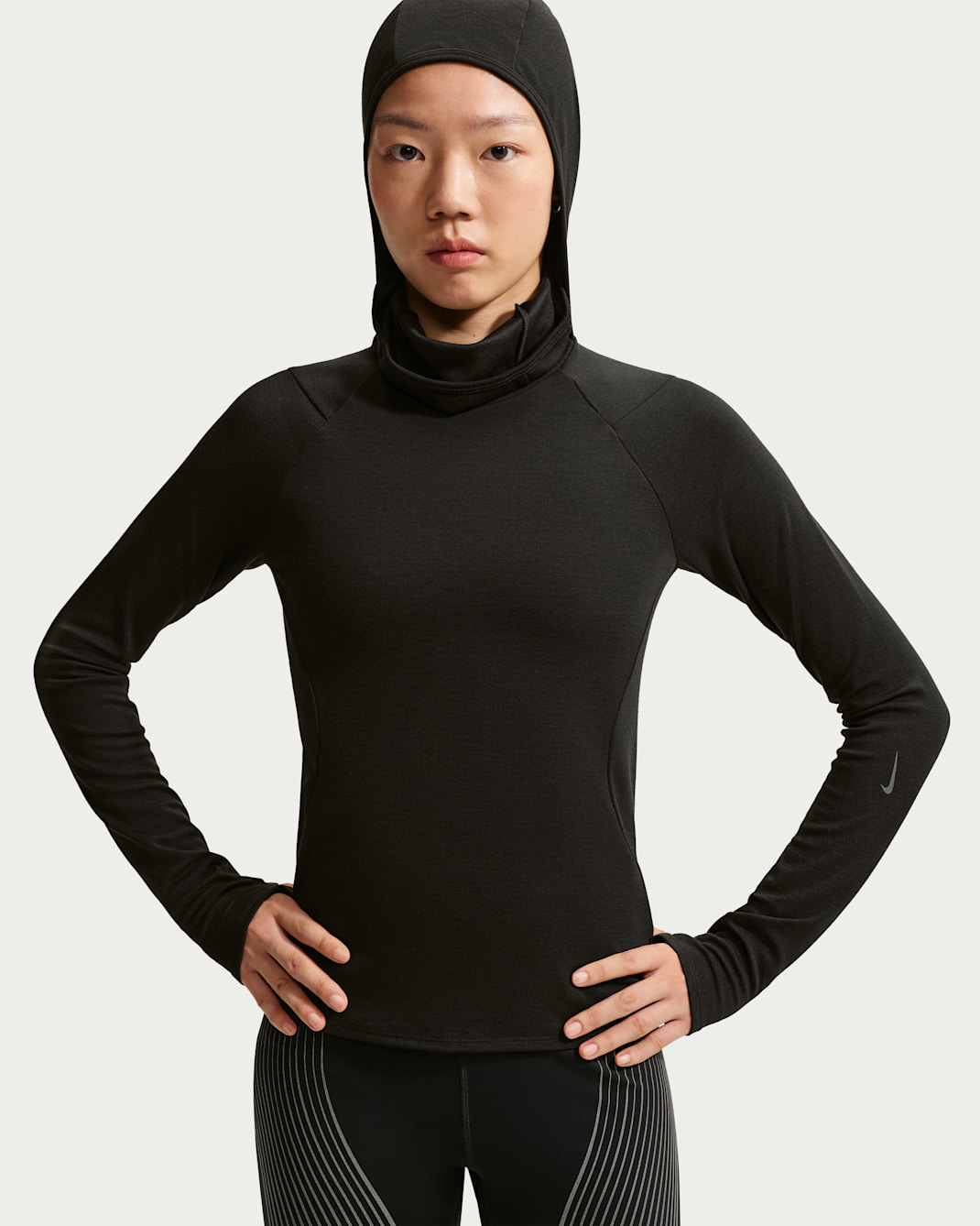 มิดเลเยอร์ผ้าขนสัตว์ผสมสำหรับผู้หญิง NikeLab | Running - ดำ/ดำ/ดำ