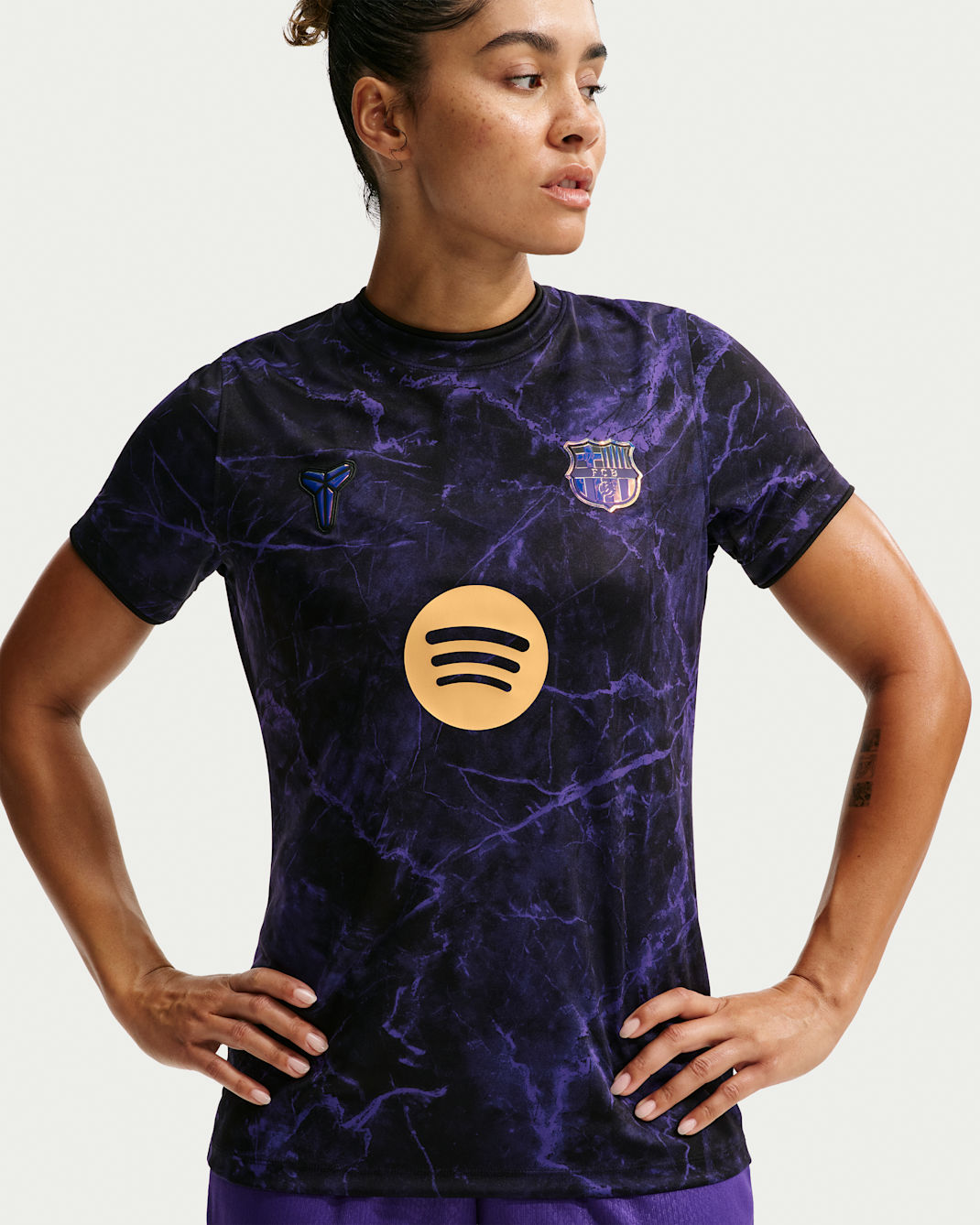 F.C. Barcelona Away Women's Kobe Dri-FIT Football Pre-Match Top - Field Purple/Field Purple/Black/Metallic Gold
