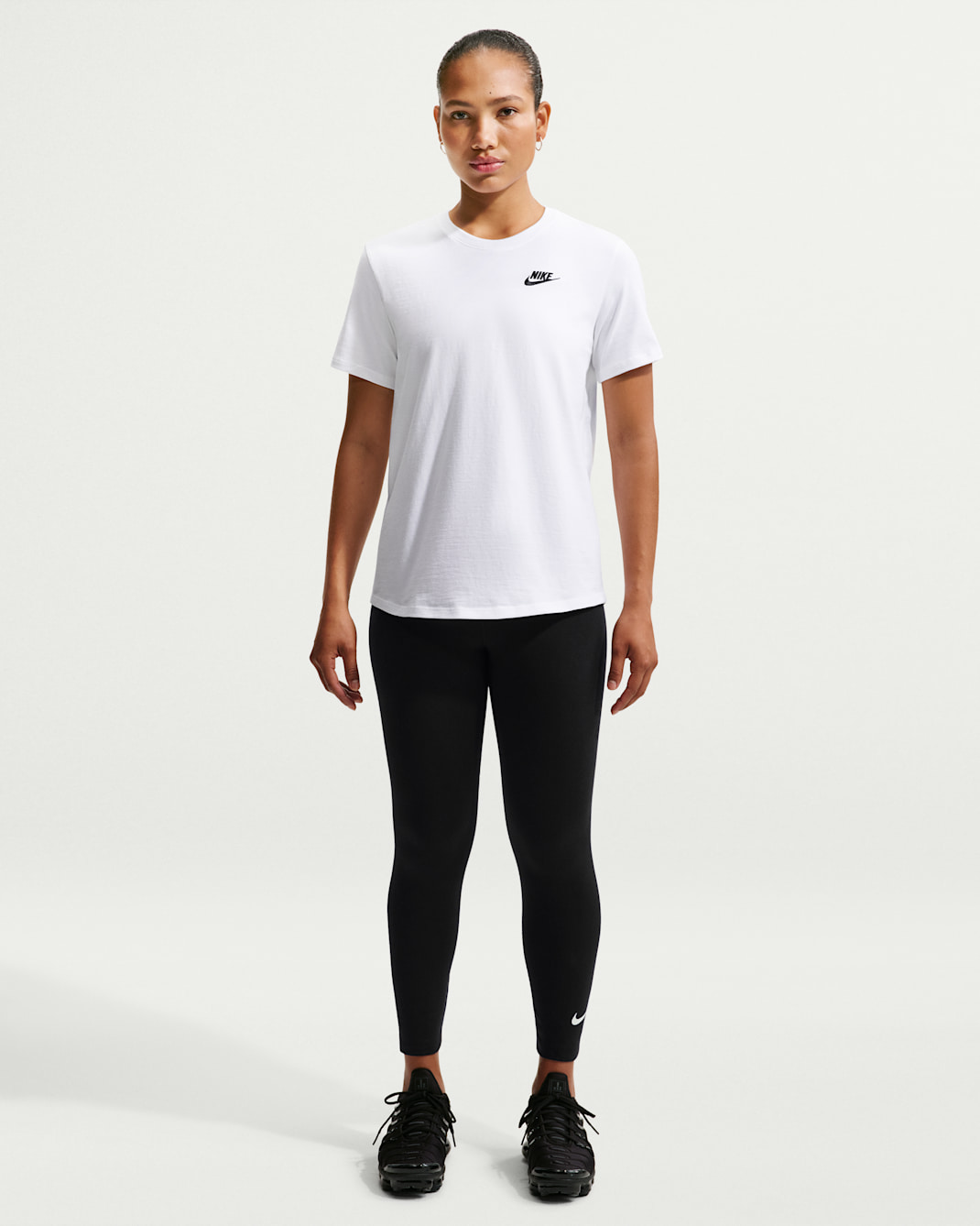 Nike Sportswear Classic Women's High-Waisted 7/8 Leggings - Black/Sail