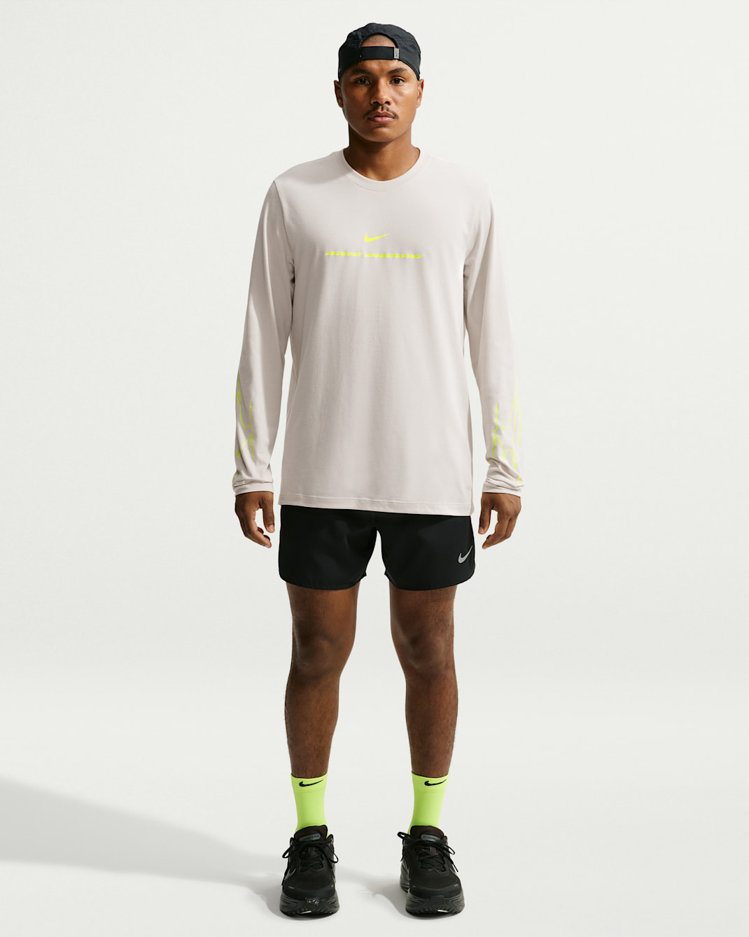 Nike  Men's Dri-FIT Long-Sleeve Running T-Shirt