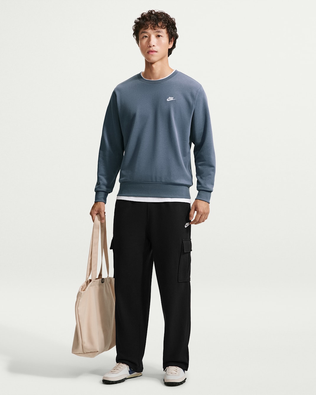 Nike Club Men's Fleece Open-Hem Cargo Pants - Black/Black/White