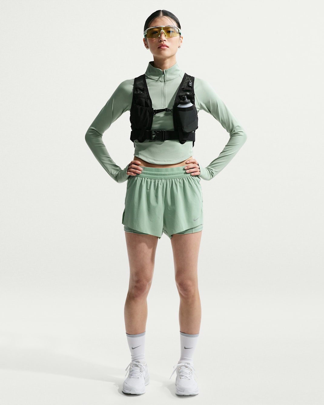 Nike Swift 女款 Dri-FIT 中腰二合一跑步短褲 - Steam/Steam