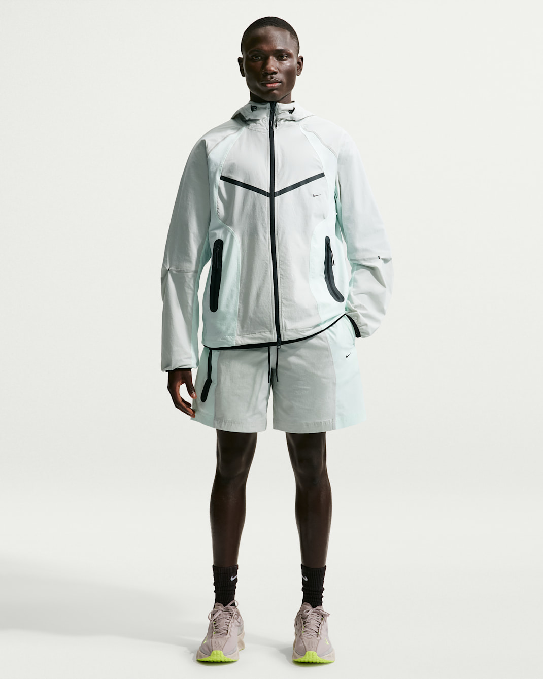 Nike Tech Men's Dri-FIT Woven Colour-Block Shorts - Light Silver/Barely Green/Black