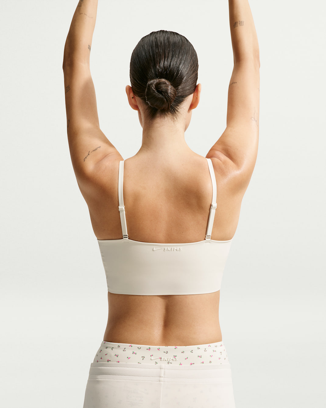 NikeSKIMS Matte Women's Cami Longline Bra