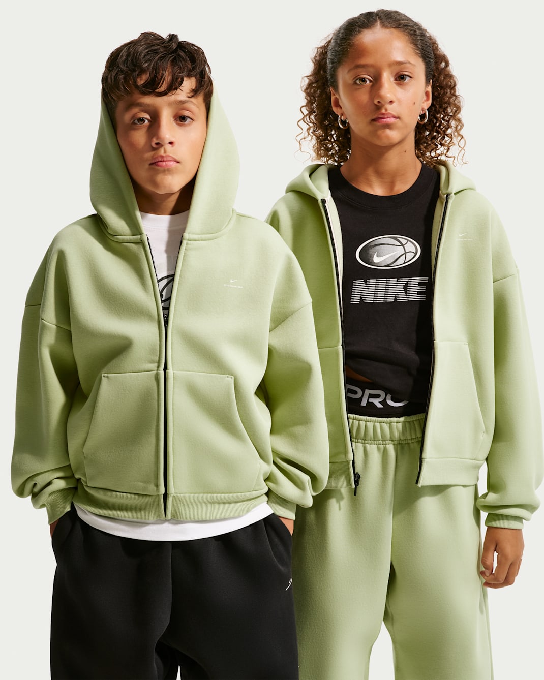 Nike Standard Issue Big Kids' Therma-FIT Brushed Fleece Full-Zip Hoodie - Olive Aura/Pale Ivory