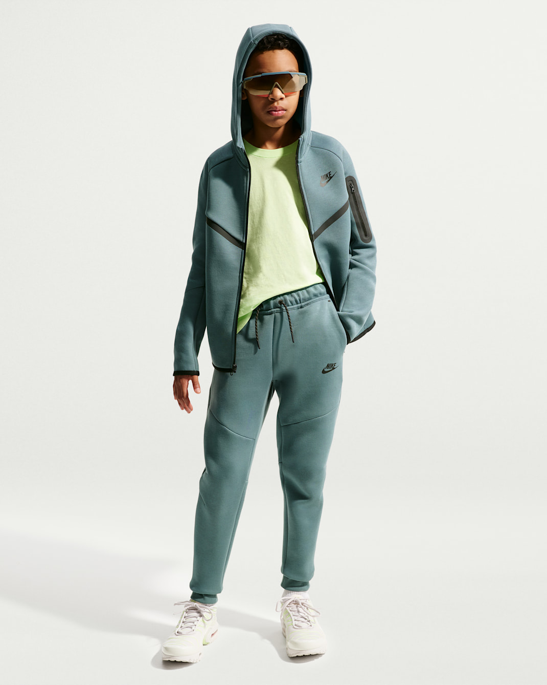 Nike Sportswear Tech Fleece Older Kids' Joggers - Mineral Slate/Black/Black
