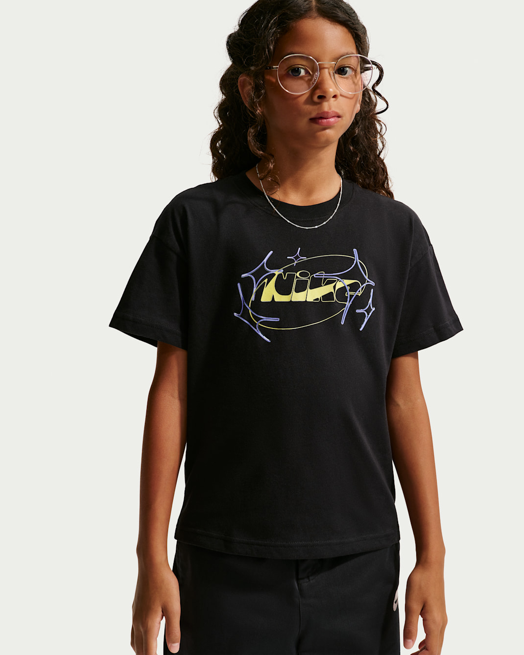 Nike Sportswear Big Kids' (Girls') T-Shirt - Black