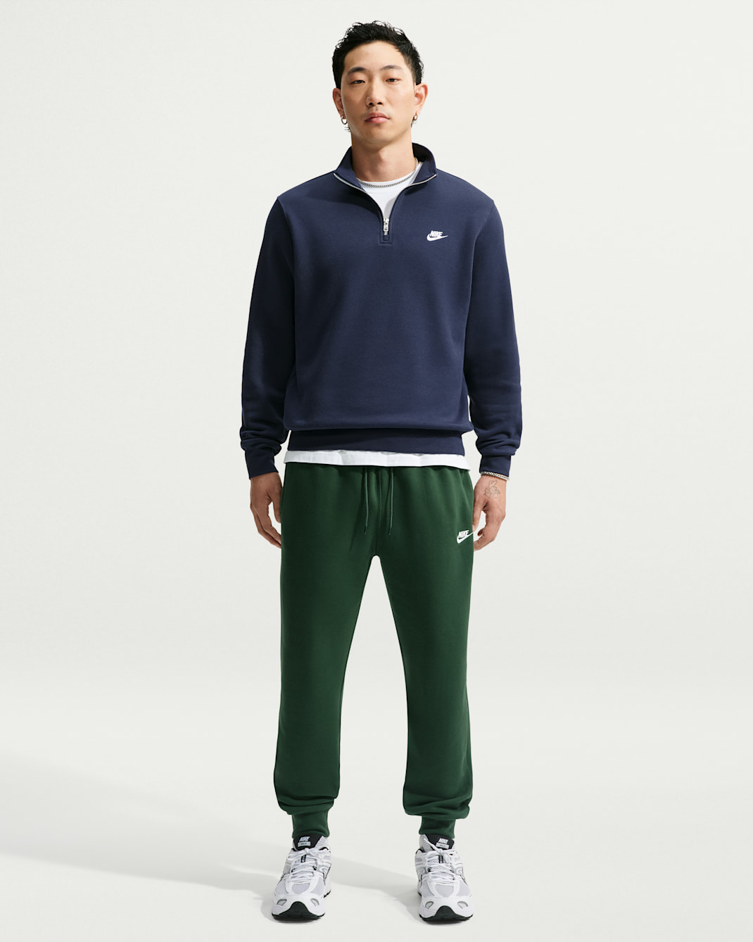 Nike Sportswear Club Men's Joggers - Fir/Fir/White